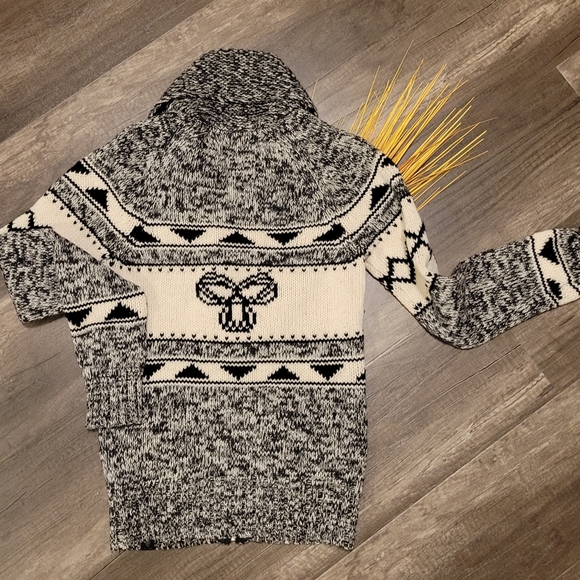 Tna Sea to Sky sweater - Picture 1 of 6